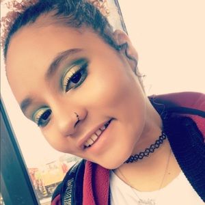 Meet your Posher, Alana